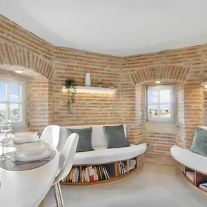  Appartement La Tour Du Capitole, Cocoon Insolite Dans France